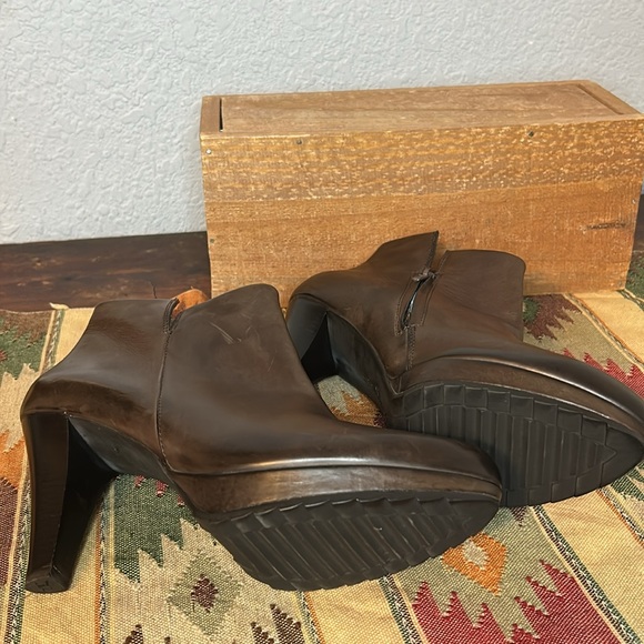 Paul Green brown leather ankle boots - Picture 7 of 10